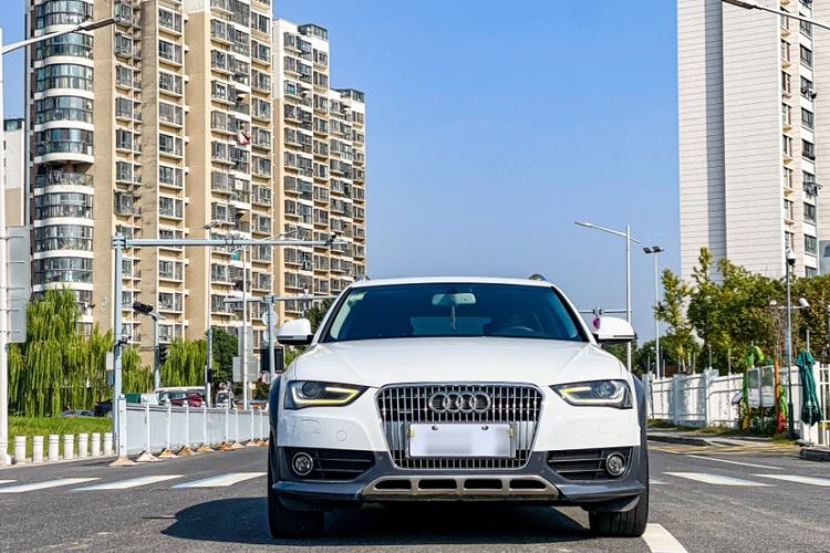 Used Audi A4 2014 40 TFSI allroad quattro plus version
