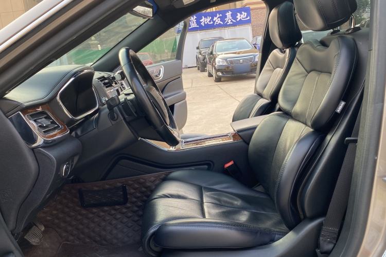 Used Lincoln Continental 2019 2.0T Two-Wheel Drive Zunya Version China VI Standard
