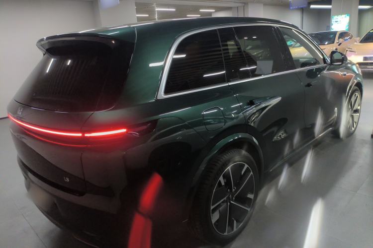 Used Li Auto L8 2025 Max Smart Refresh Edition
