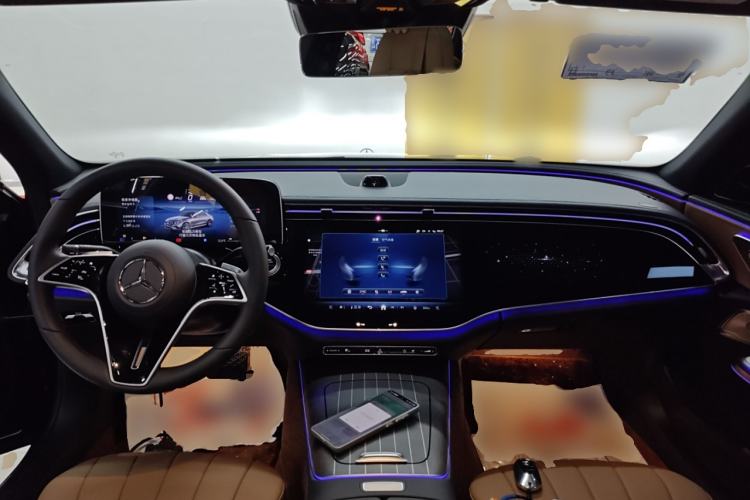 Used Mercedes-Benz E-Class 2025 Facelift E 300 L Luxury Edition
