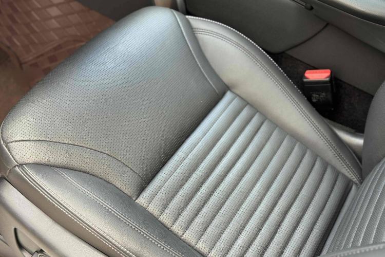 Used Land Rover Discovery 2024 360 PS S