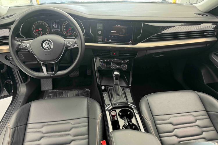 Used Volkswagen Passat 2019 330TSI Elite Edition China VI