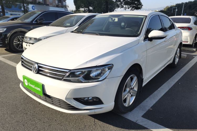 Used Volkswagen Lamando 2015 230TSI DSG Fashion Edition
