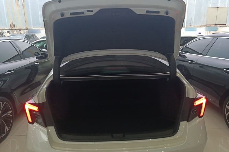 Used Honda Integra 2023 240TURBO CVT Leading Edition
