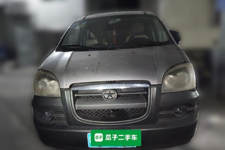 Used  Refine 2011 2.4L Government Procurement Version Manual Luxury Trim
