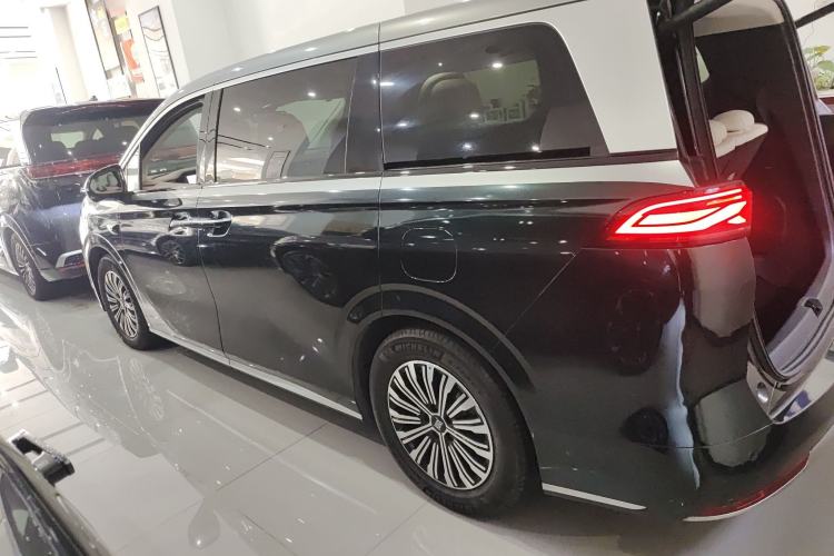 Used BYD Xia 2025 DM-i 1.5T 180km Excellence Model
