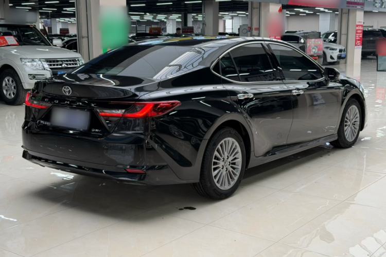 Used Toyota Camry 2024 Dual-Motor 2.0 HGVP Luxury Edition