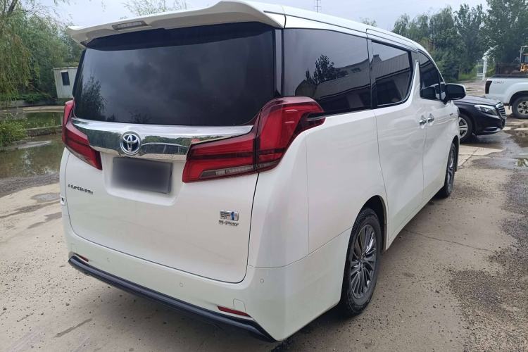 Used Toyota Alphard 2021 Dual-Engine 2.5L Luxury Edition

