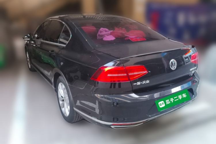 Used Volkswagen Magotan 2017 330TSI DSG Luxury Model
