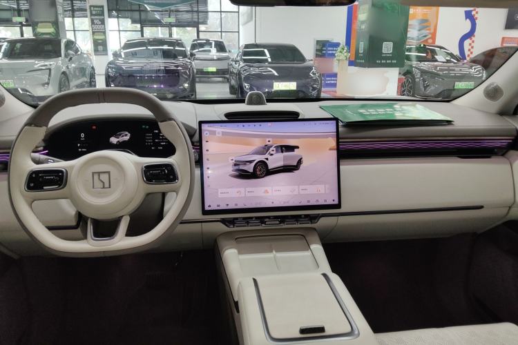 Used Zeekr 7X 2025 100 kWh Long-Range Rear-Wheel Drive with Intelligent Driving Features
