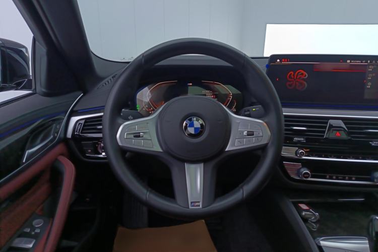 Used BMW 5 Series 2022 Second Facelift 525Li M Sport Package
