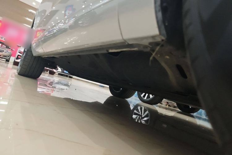 Used Hima AITO M7 2024 1.5T Rear-Drive Plus Version 5 Seats
