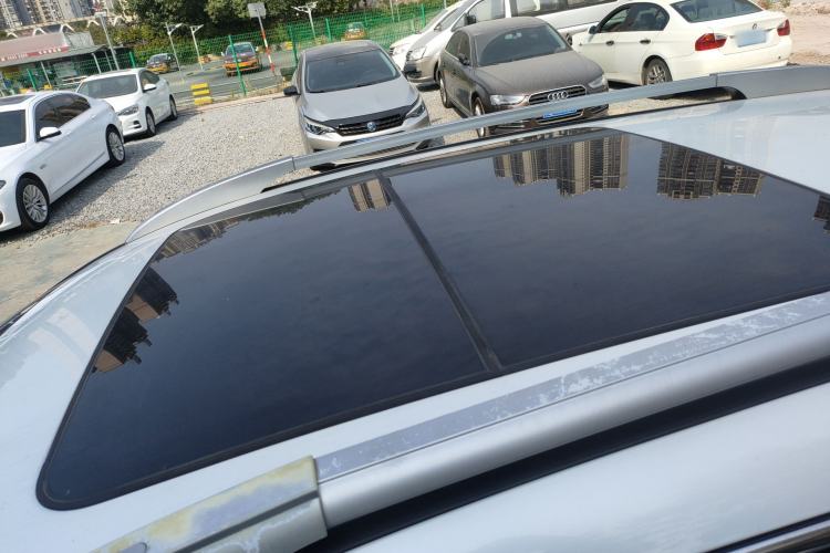 Used Honda CR-V 2017 240TURBO CVT Front-Wheel Drive Fashion Edition