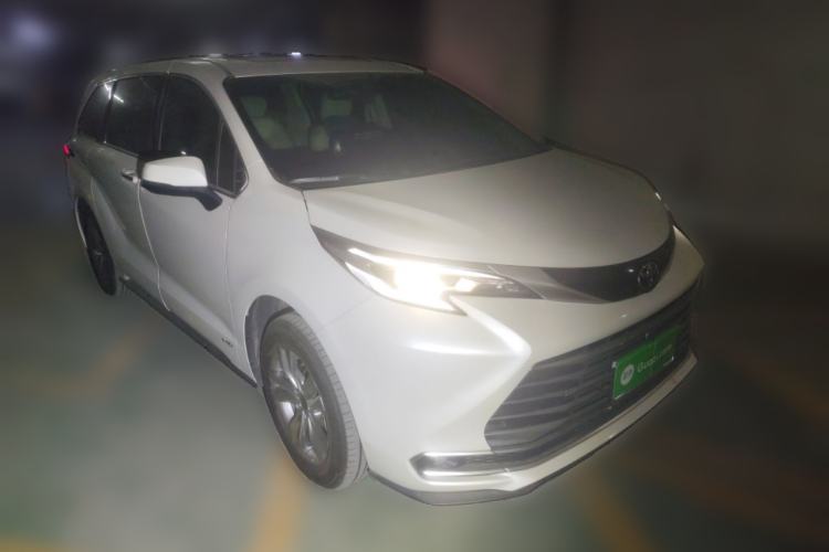 Used Toyota Sienna 2024 2.5L Hybrid Four-Wheel Drive Prestige Edition
