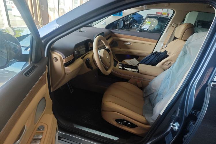 Used Hima AITO M7 2024 1.5T Rear-Drive Plus Version 5 Seats
