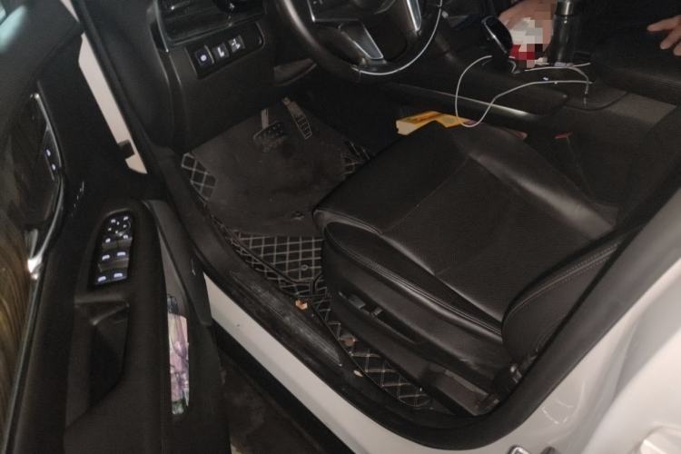 Used Cadillac XT5 2016 25T Luxury Model
