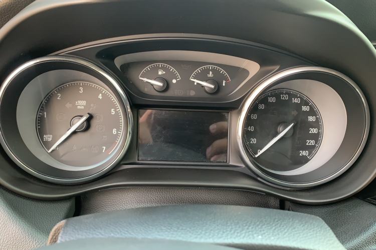 Used Buick Envision 2016 28T Four-Wheel Drive Luxury Model
