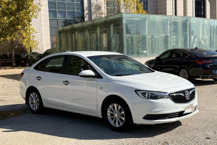 Used Buick GT 2018 15T Dual-Clutch Advanced Model China V Standard
