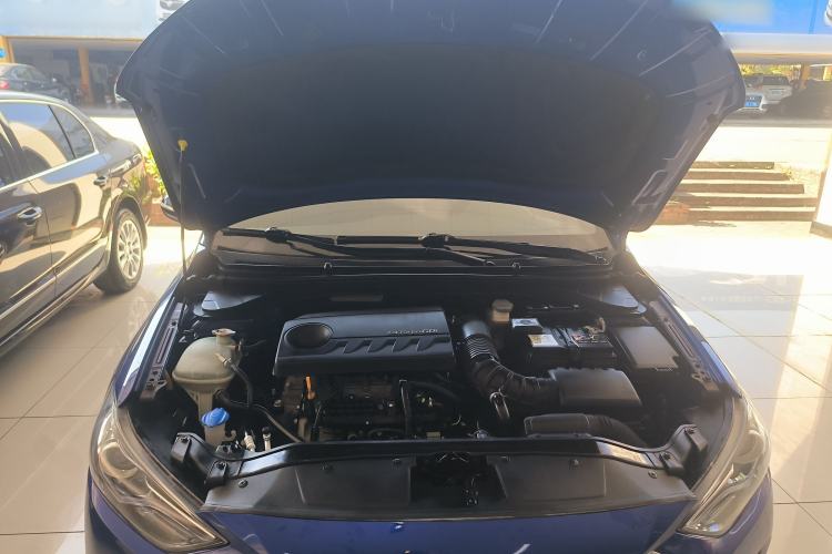 Used Hyundai Elantra 2019 1.4T Dual-Clutch Xuan Dong · Dynamic Model
