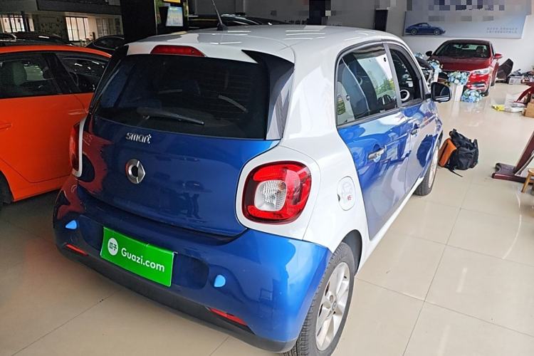 Used  forfour 2016 1.0L 52 kW Dynamic Edition
