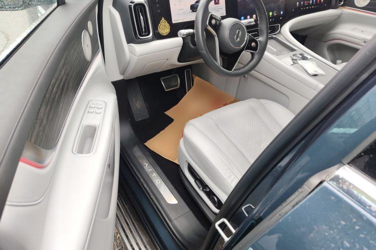 Used Hima AITO M9 2024 Range-Extended Ultra Version 42 kWh 6-Seater Model