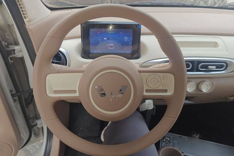 Used Wuling Hongguang MINIEV 2025 Four-Door Version Advanced Edition
