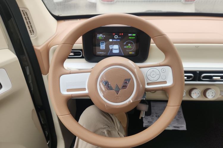 Used Wuling Hongguang MINIEV 2024 3rd Generation 215km Youth Edition
