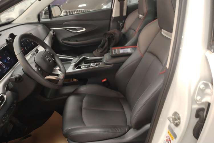 Used Changan UNI-T 2020 1.5T Prestige Version
