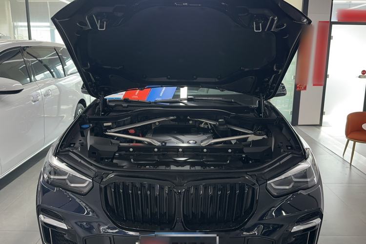 Used BMW X5 2022 Restyled xDrive 30Li M Sport Package
