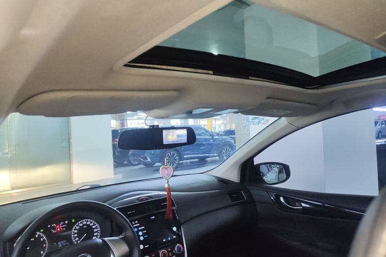 Used Nissan Tiida 2019 1.6L CVT Cool Edition China VI Standard