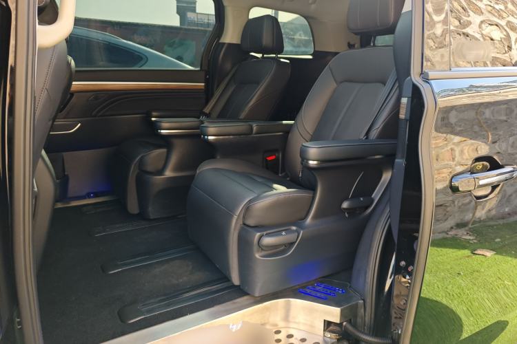 Used GAC Trumpchi M8 2023 Lingxiu Series 390T Prestige Edition
