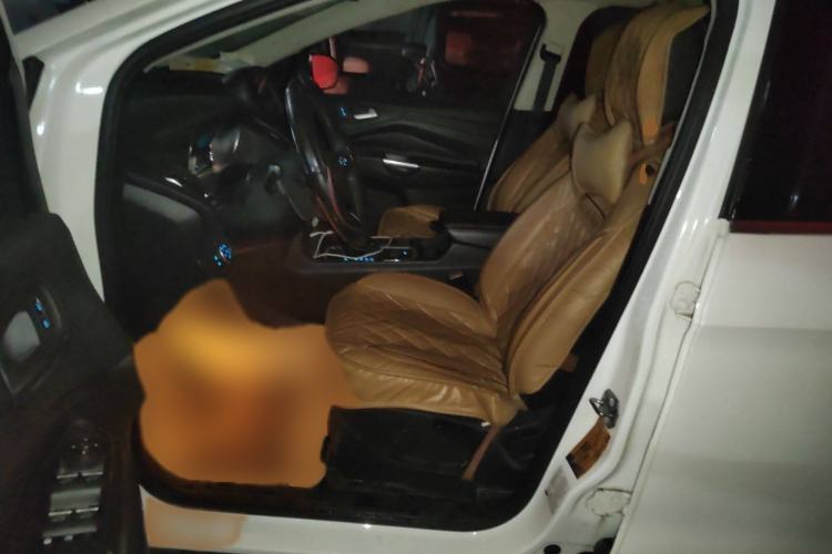 Used Ford Kuga 2017 EcoBoost 180 Two-Wheel-Drive Tiger Leap Model
