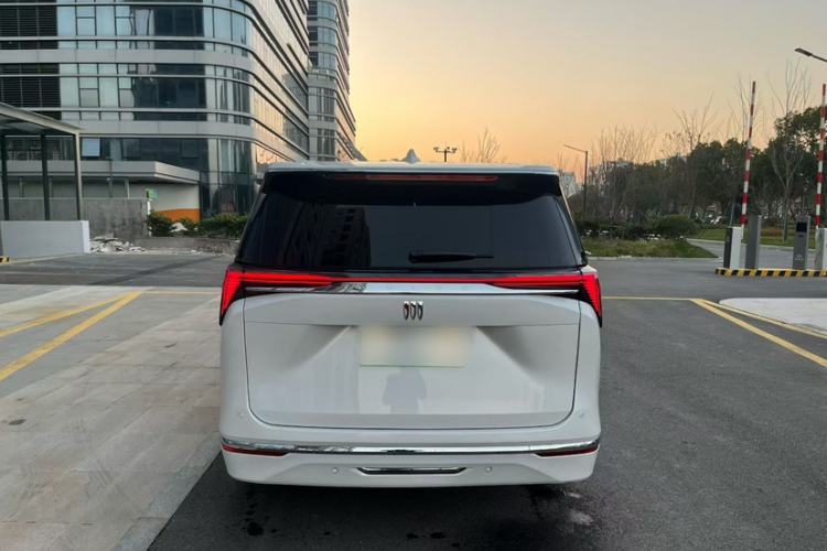 Used Buick GL8 2025 Lu Zun Smart Enjoyment Edition
