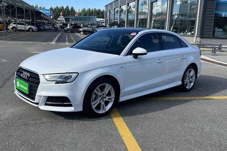 Used Audi A3 2019 Limousine 35 TFSI Fashion Edition China VI Emission Standard
