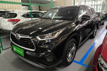 Used Toyota Highlander 2023 2.5L Smart Electric Hybrid Dual-Drive Prestige Version 7 Seats