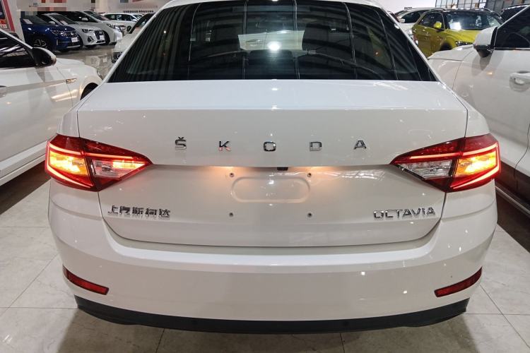 Used Skoda Octavia 2021 1.5L Automatic Comfort Edition
