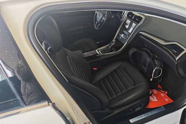 Used Ford Mondeo 2013 2.0L GTDi 200 Fashion Edition
