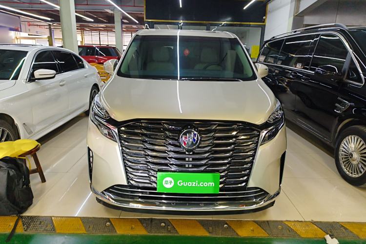 Used Buick GL8 2023 ES Lu Zun Comfort Model