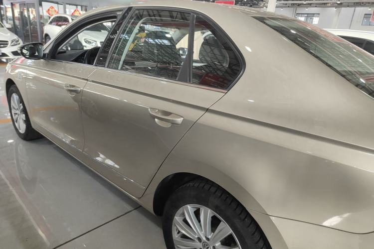 Used Volkswagen Bora 2017 1.6L Manual Comfort Model
