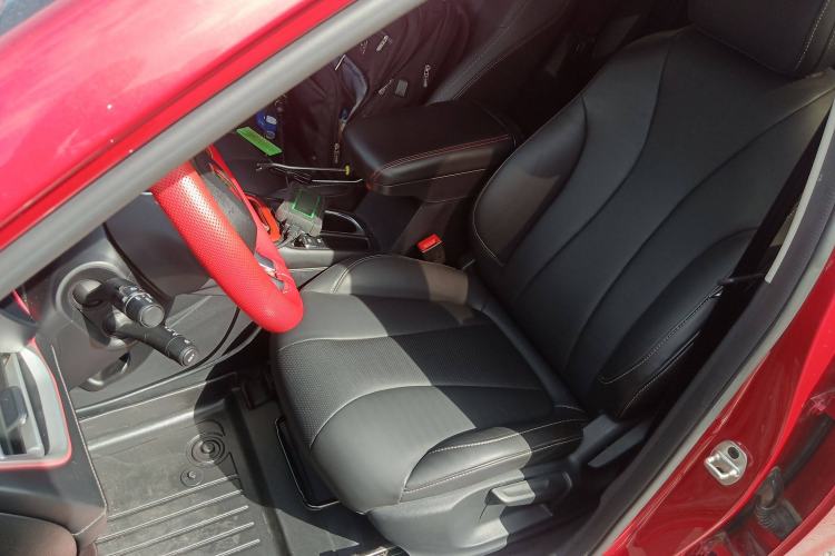 Used Roewe i5 2020 1.5L Automatic 4G Connect Luxury Flagship Edition
