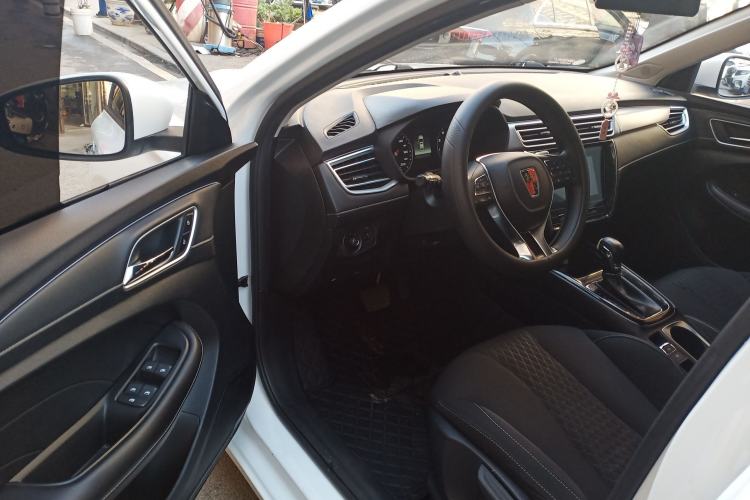 Used Roewe i5 2020 1.5L Automatic 4G Connected Linghao Edition