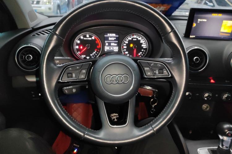 Used Audi A3 2020 Restyled Limousine 35 TFSI Ambition Version China VI
