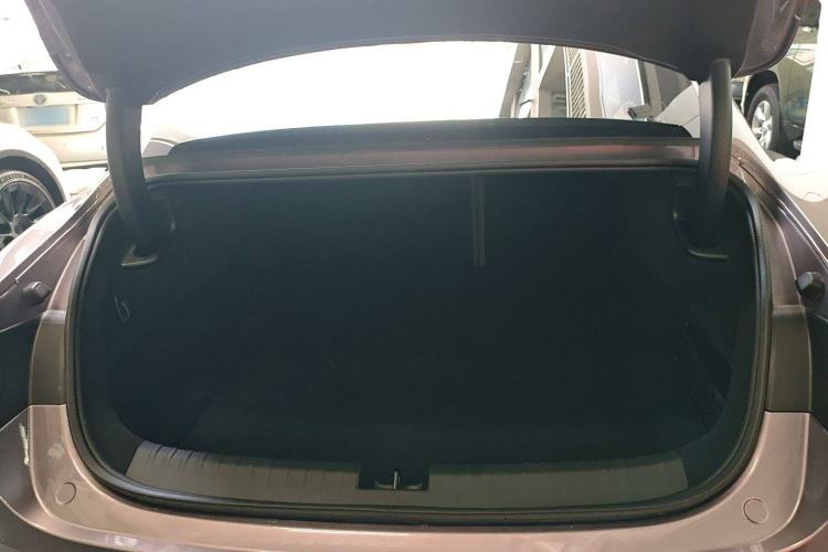 Used  SU7 2024 Rear-Drive Ultra-Long Range Advanced Pro-Level Intelligent Driving Version
