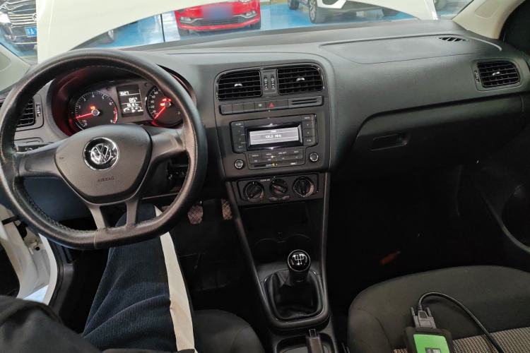 Used Volkswagen Polo 2016 1.4L Manual Fashion Model
