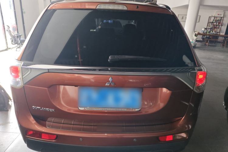 Used Mitsubishi Outlander 2013 2.4L 4x4 Luxury Navigation Edition 5 Seats
