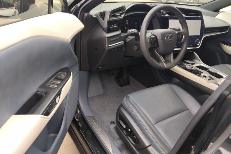 Used Lexus RZ 2023 450e All-Wheel Drive Luxury Edition
