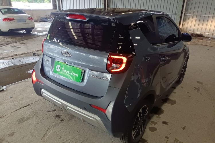 Used Chery Little Ant 2022 Sweet Pink Edition Half-Sugar Version Lithium Iron Phosphate 29.2 kWh 30 kW 301 km
