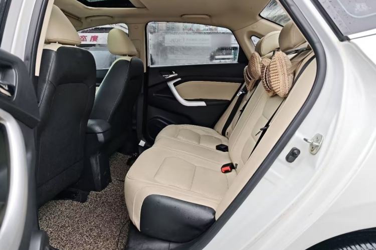 Used Changan Alsvin V7 2016 1.6L Manual Enjoyment Model China V Standard
