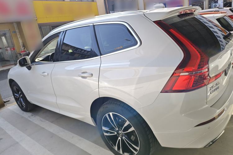 Used Volvo XC60 2019 T5 4x4 Zhiyuan Edition China VI Standard
