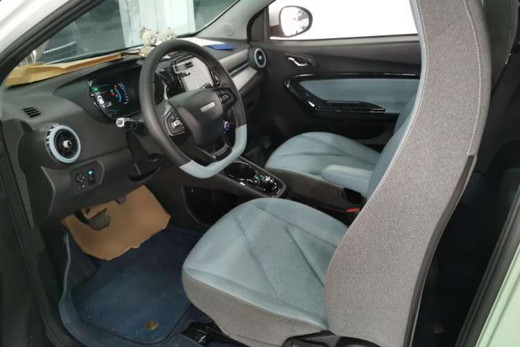 Used Chery Little Ant 2022 Revised Version Sweet Pink Edition Half-Sugar Version Lithium Iron Phosphate 30.7 kWh 30 kW 301 km
